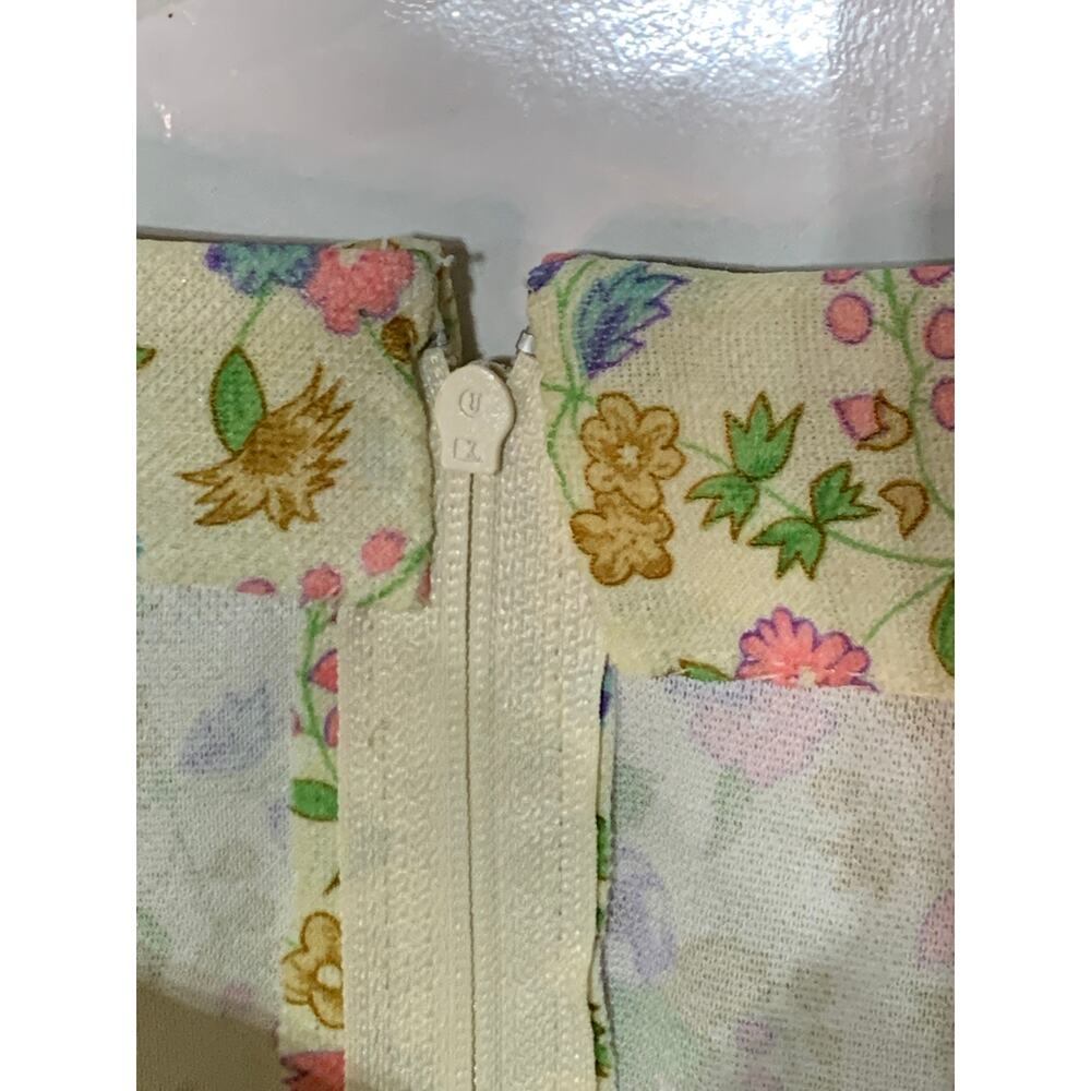 Vintage 1960's Women's Handmade Custom Floral Short Sleeve Casual Shift Dress - Picture 3 of 8